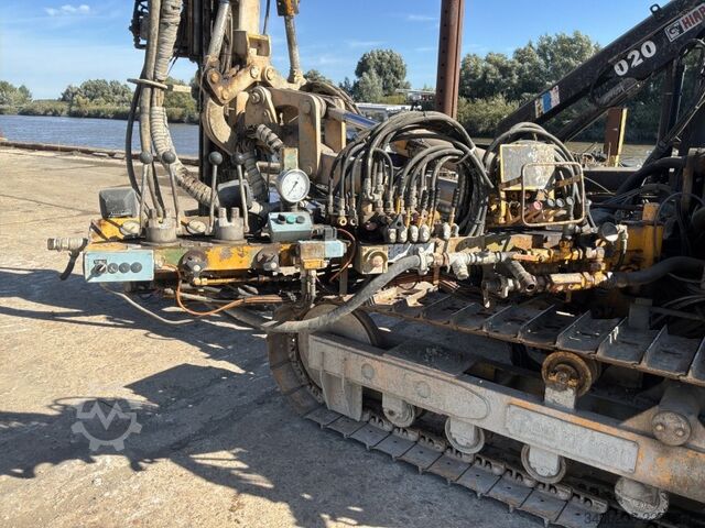 1992 Klem KR806D máquina perforadora horizontal Klem KR806D