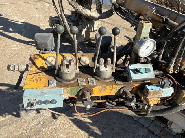 1992 Klem KR806D máquina perforadora horizontal Klem KR806D