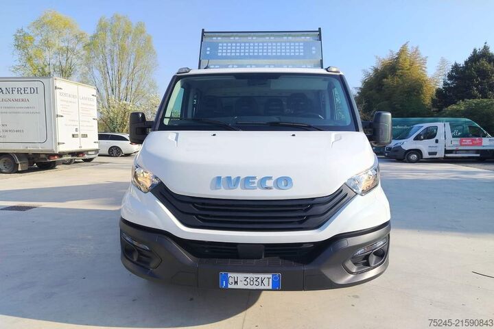 Furgón volquete Iveco DAILY 35C 14 2.3 DOPPIA CABINA
