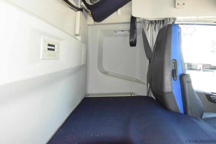 יחידת טרקטור סטנדרטית VOLVO FH 460 Globetrotter XL i-Save