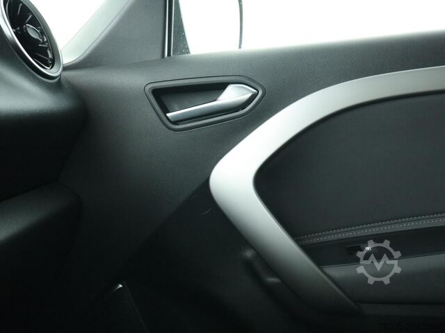 Μίνι λεωφορείο Mercedes-Benz T 180 d PROGRESSIVE LED PDC KlimaA Navi FLA SHZ