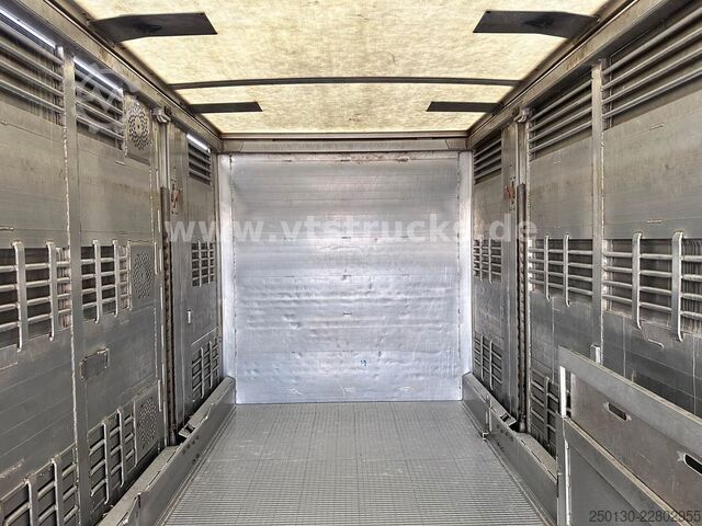 Liellopu pārvadāšanas kravas automašīna DAF XF 480 LL 6x2 3.Stock Menke Viehwagen m. Hubdach