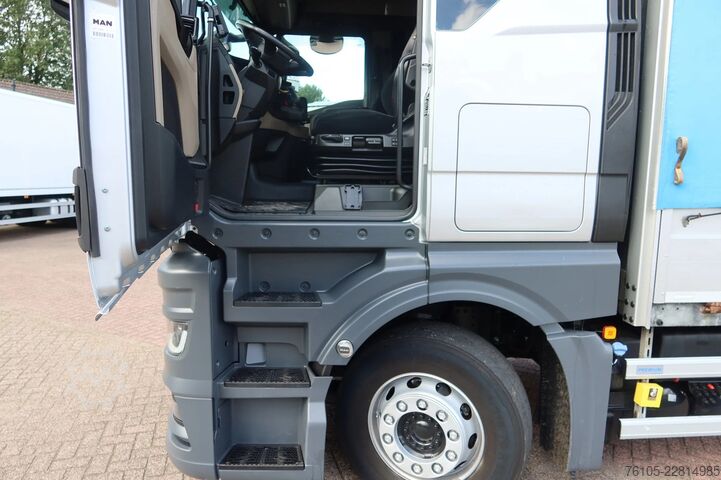 Drsna ponjava MAN TGX 26.430 6x2  Huif + schuifdak , Full air, st...