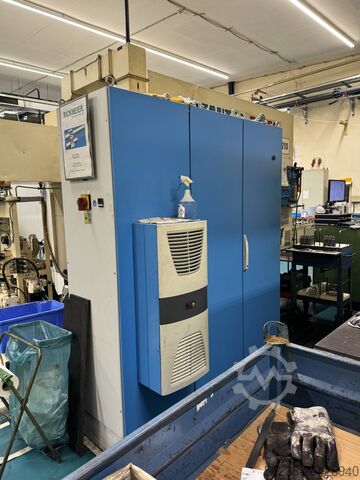 Gear hobbing machine Pfauter PE150