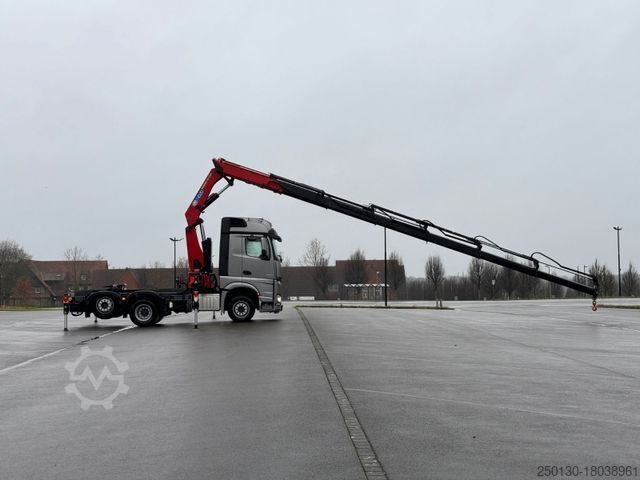 Schwerlast LKW/SZM MERCEDES-BENZ Arocs 2552 6x2 Lift Achse HMF 4020