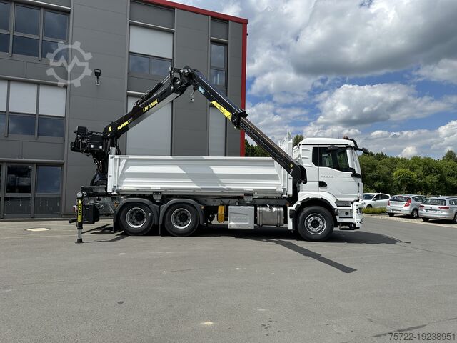 Kipper LKW MAN TGS 33.440 6x4 mit L150K Recycling Kran