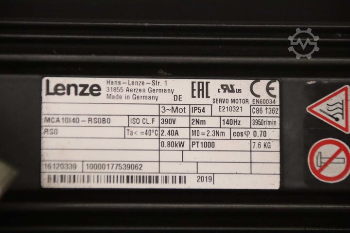 Servomoteur à réducteur 0,8 kW 144 tr/min Lenze MCA 10140-RS0B0  G50BH121MVAR3C00
