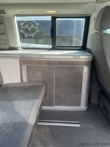 Matkailuauto Volkswagen California T6.1 Ocean 2023 | Cambio automatico | Tetto a soffietto