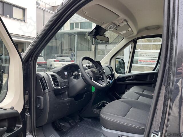 Kleinbus FIAT Ducato 35 L2H2 AHK RüKa CarPlay TürenVerglast