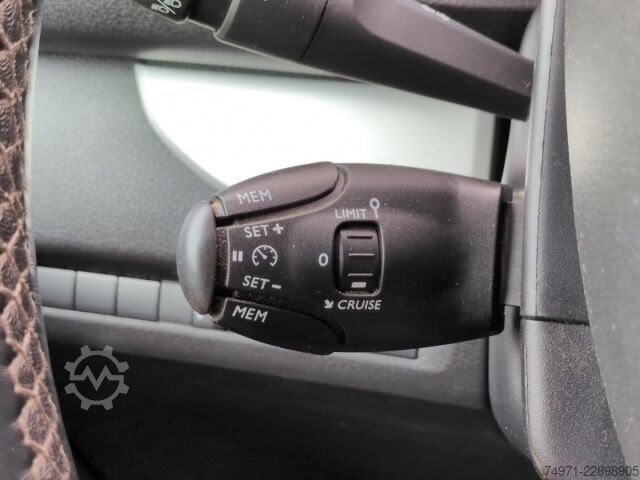 ون پَنِل Opel Vivaro Electric Kasten*Temp R-Kam Keyless Blueto