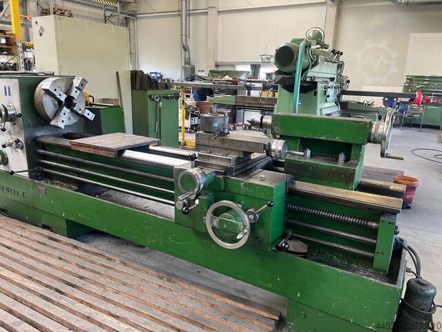 Torno central LEGOOR 300