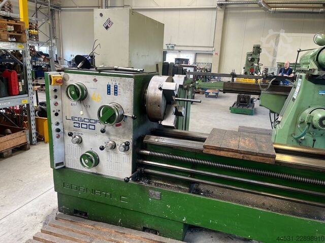 Torno central LEGOOR 300