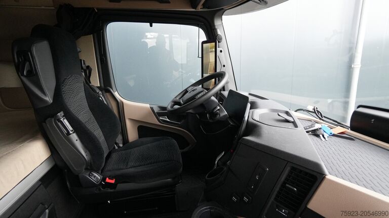 Venjulegur SZM Mercedes-Benz ACTROS 1945 GIGASPACE 727.600KM