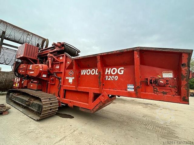 Morbark 3200 Tracked Wood Hog Horizontal Grinder