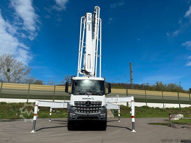 Autopompa per calcestruzzo MERCEDES-BENZ Arocs 5 4542 8x4 SWAN TSP 47-5 160RZ ( 47m )
