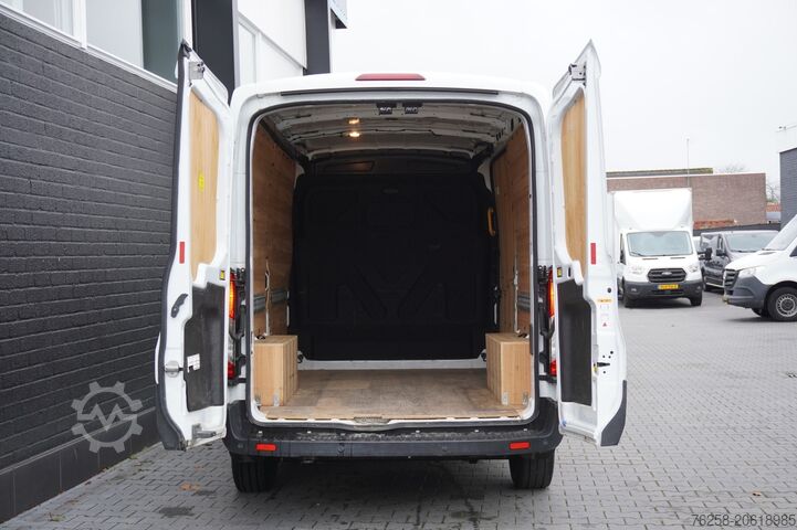 Furgão de caixa Ford Transit 2.0 TDCI 130PK L2H2 EURO 6 - A/C climat...