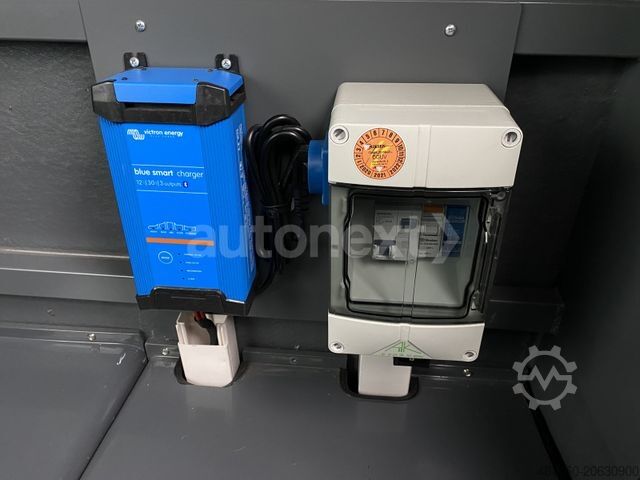 Fire truck FORD Transit 350 L3H2 Aut.*KTW/RTW* Liege+Trage+Kamer