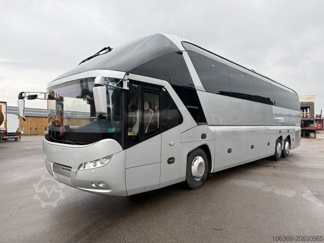 Långfärdsbuss NEOPLAN Starliner N 5218 Euro 6