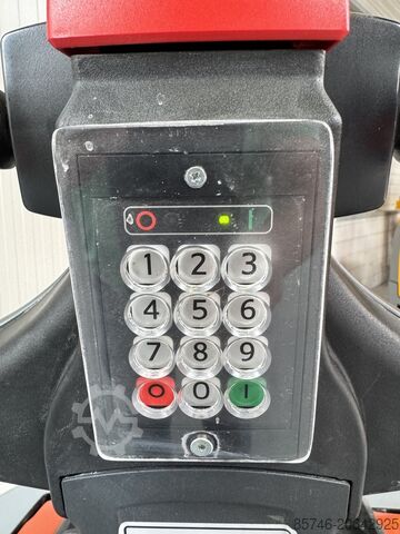 LPE 200 - Atex Pyroban EX 3D / Зона 22 !! НОВА батерия !! TOYOTA LPE 200 - Atex Pyroban EX 3D / Zone 22 !! NEW battery !!