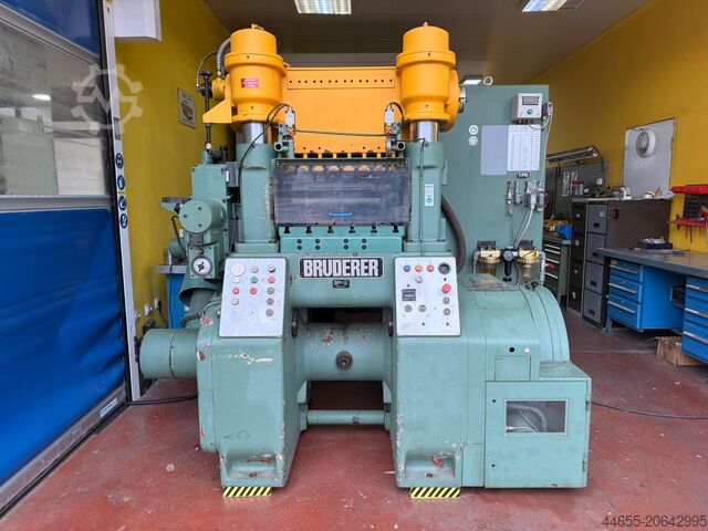 High Speed Automatic Punch Press BRUDERER BSTA 60