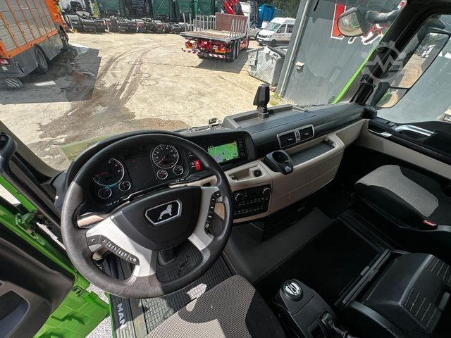 Kamion za prevoz stoke MAN TGX 18.420 4x2 1.Stock Cuppers Viehtransporter