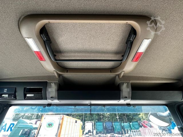 Kamion za prevoz stoke MAN TGX 18.420 4x2 1.Stock Cuppers Viehtransporter