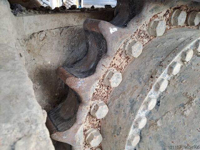 รถขุดตีนตะขาบ Hitachi ZX350LC-6 (+ Trimble Earthworks GPS)