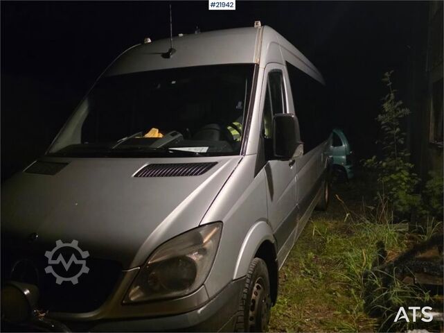 Kleinbus Mercedes-Benz Sprinter 518 w/ 17 seats. Eu-approved.