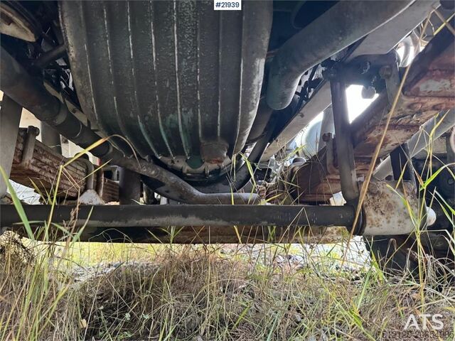 Chassis com cabina Scania P112 6x2 chassis