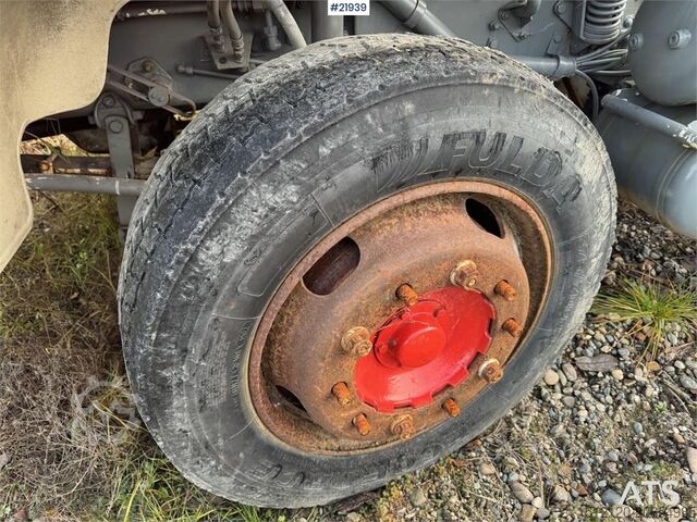 Chassis com cabina Scania P112 6x2 chassis