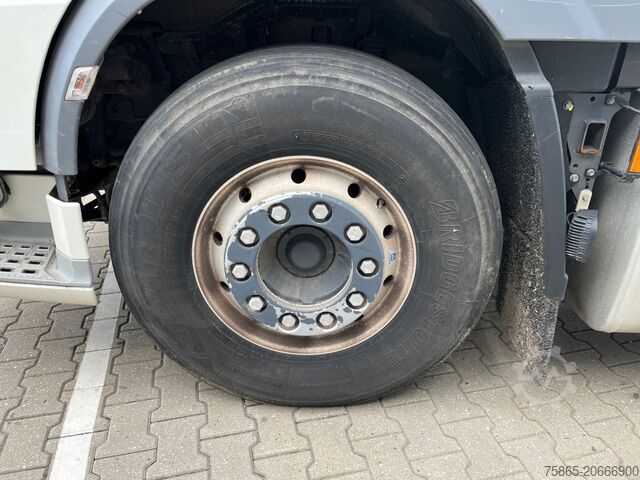 Estándar-SZM DAF XF 480 FTP Space Cab / 414 dkm / Stand Klima / ...