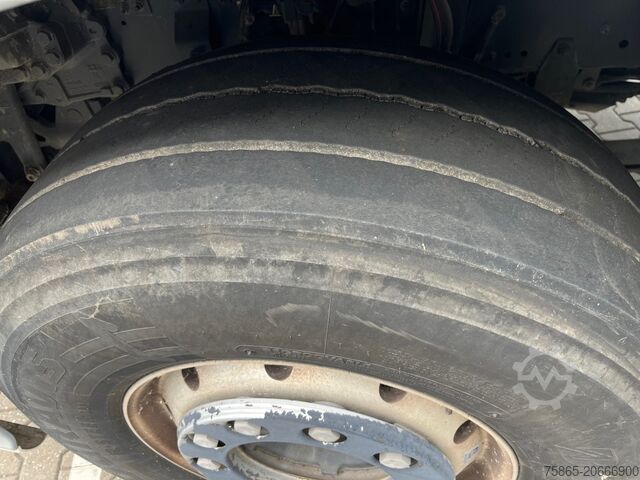 Estándar-SZM DAF XF 480 FTP Space Cab / 414 dkm / Stand Klima / ...