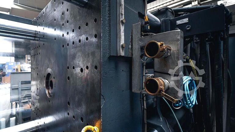 Mašina za kalup za ubrizgavanje Stork S+ 6600-5650