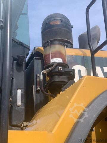погрузчик Caterpillar 972M XE