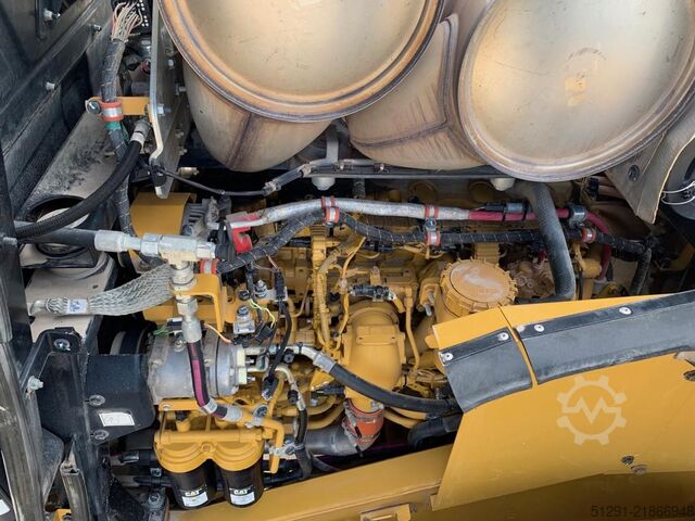 погрузчик Caterpillar 972M XE