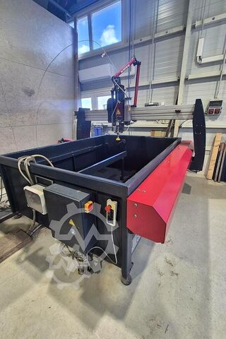 Wasserstrahlschneidanlage OMAX MAXIEM 1515
