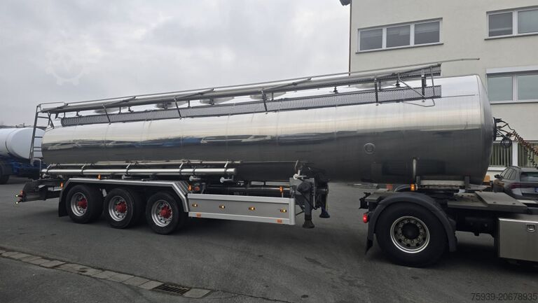 Tankauflieger Magyar Edelstahltankauflieger 27500 - 5 Kammern