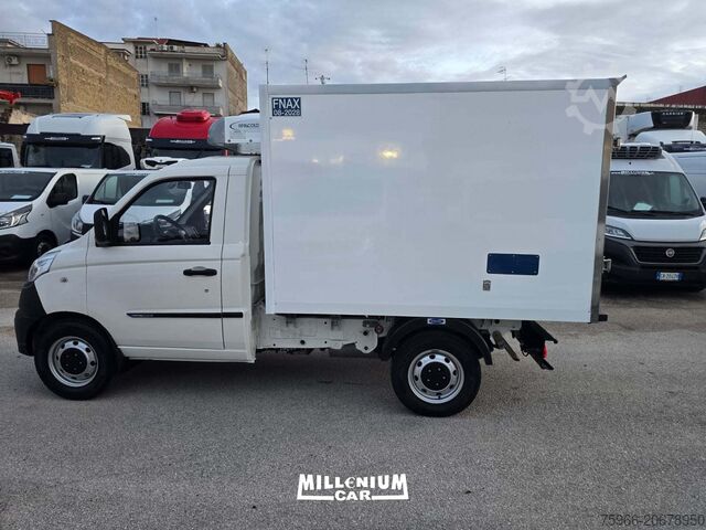 Izotermisches Kühlfahrzeugisotherme Kühltransporter Piaggio PIAGGIO PORTER NP6 2022 GPL CELLA FRIGO