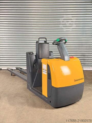 Selecionador de encomendas horizontal Jungheinrich ECE 225 - Service Neu - Batterie 92%