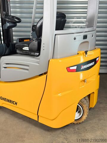 Eléctrico de 3 rodas Jungheinrich EFG 215 - Service Neu - nur 2778 Std. Batterie 87%