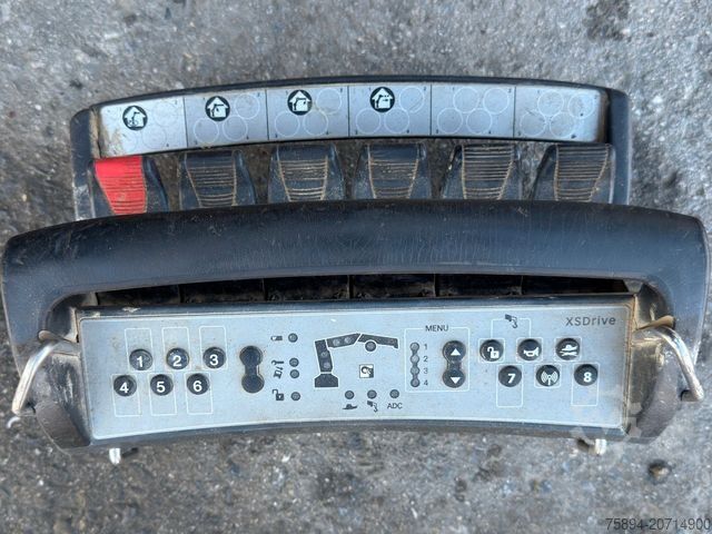 Truck mounted crane IVECO TRAKKER * HIAB 211 E - 6 HIDUO+ FUNK / 8x4 *TOP