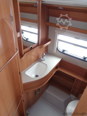 Campingvogn HYMER/ERIBA Touring Triton 420 GT *Markise*Vorzelt*Mover*