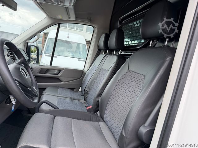 Kombi z visokim stropom VOLKSWAGEN Crafter Kasten Kasten 35 mittellang Hochdach FWD
