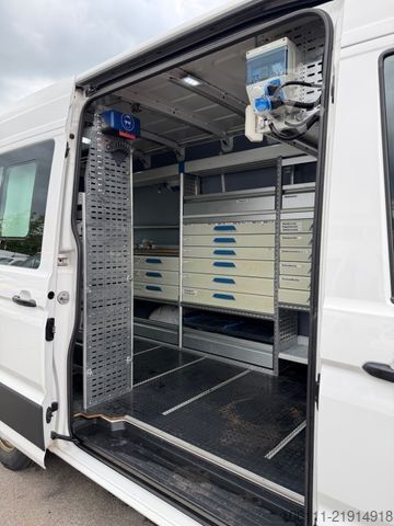 Kombi z visokim stropom VOLKSWAGEN Crafter Kasten Kasten 35 mittellang Hochdach FWD