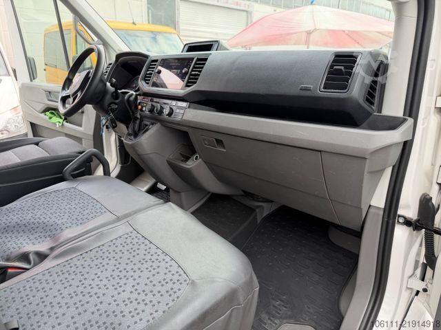 Kombi z visokim stropom VOLKSWAGEN Crafter Kasten Kasten 35 mittellang Hochdach FWD