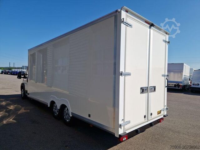 Hög och lång boxvagn Fiat Ducato