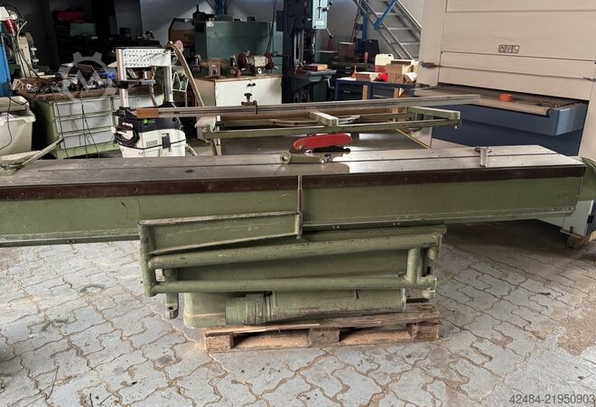 Formatborðsög Martin T75