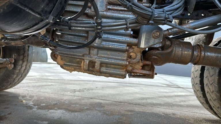 Kiper kamion Mercedes-Benz Actros 4141 (8X8 / LAMES / GRAND PONT / V6 / BO...