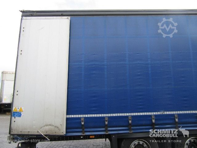 Atvira puspriekabė su tentu Schmitz Cargobull Curtainsider Mega Getränke