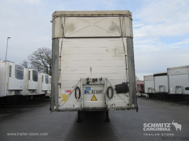 Semi-remorque bâchée Schmitz Cargobull Curtainsider Mega Getränke